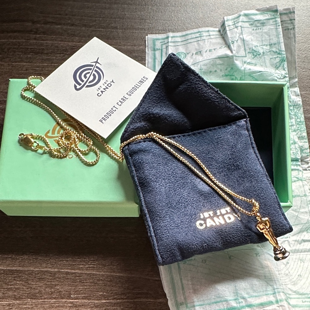 Jet Set Candy Gold Vermeil Oscar’s Pendant Necklace with Box and Pouch